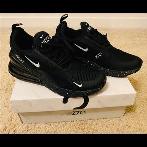 Nike AirMax 270